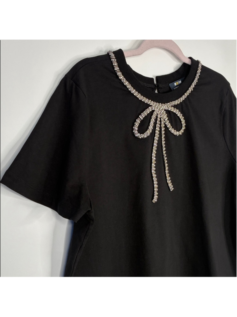 Anthropologie Mave Rhinestone Tee Black with Rhinestone Bow Detail Size L #0043 - Picture 3 of 17
